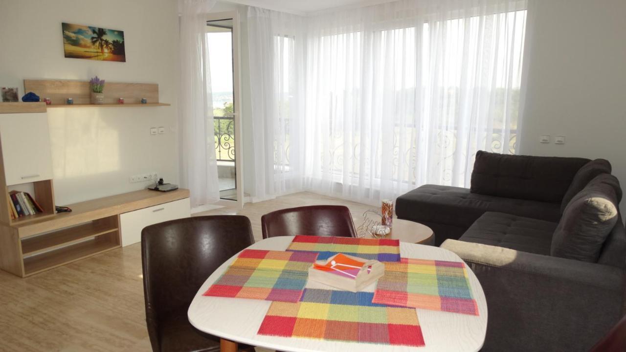 July'S Island Deluxe Apartment Chernomorets Exterior photo